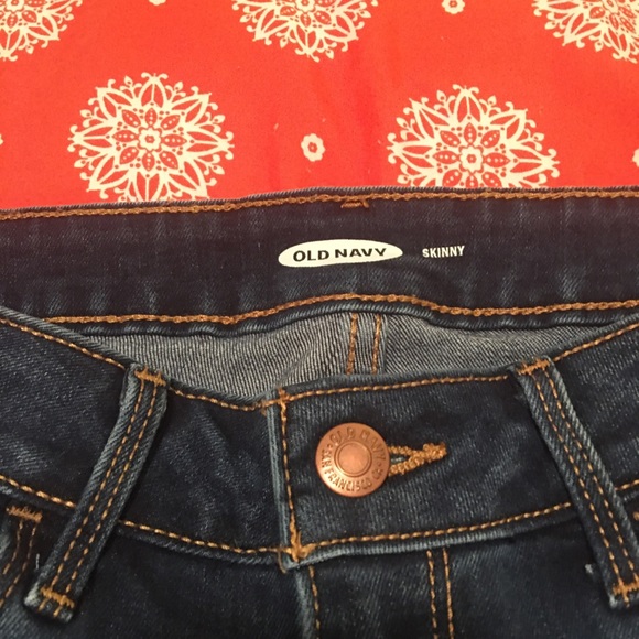 OLD NAVY SKINNY DENIM JEANS SZ 2 . Some stretch . Functional pockets. Zipper fly - Picture 10 of 13